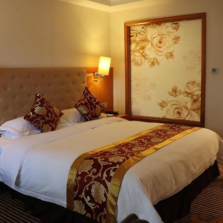 Guangzhou Yuehai Hotel Екстериор снимка
