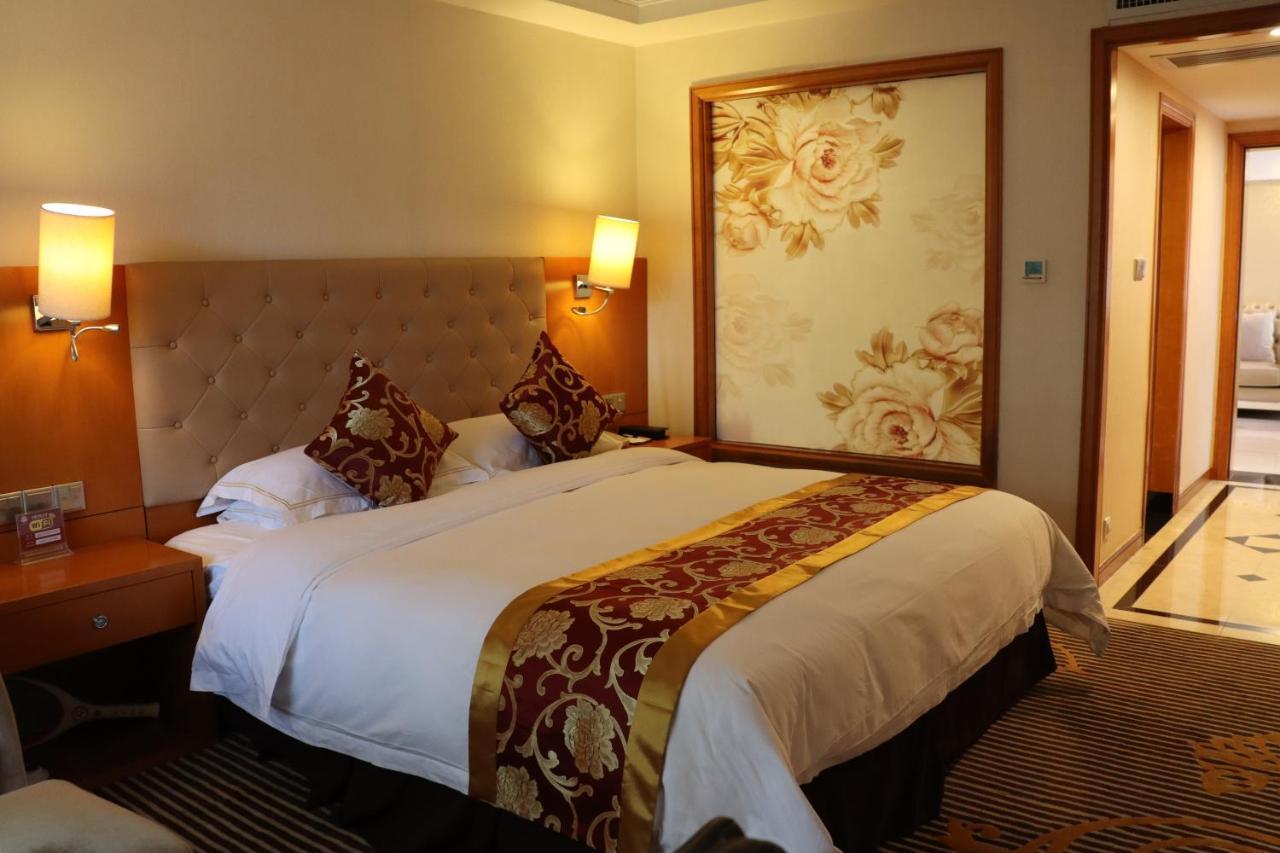 Guangzhou Yuehai Hotel Екстериор снимка
