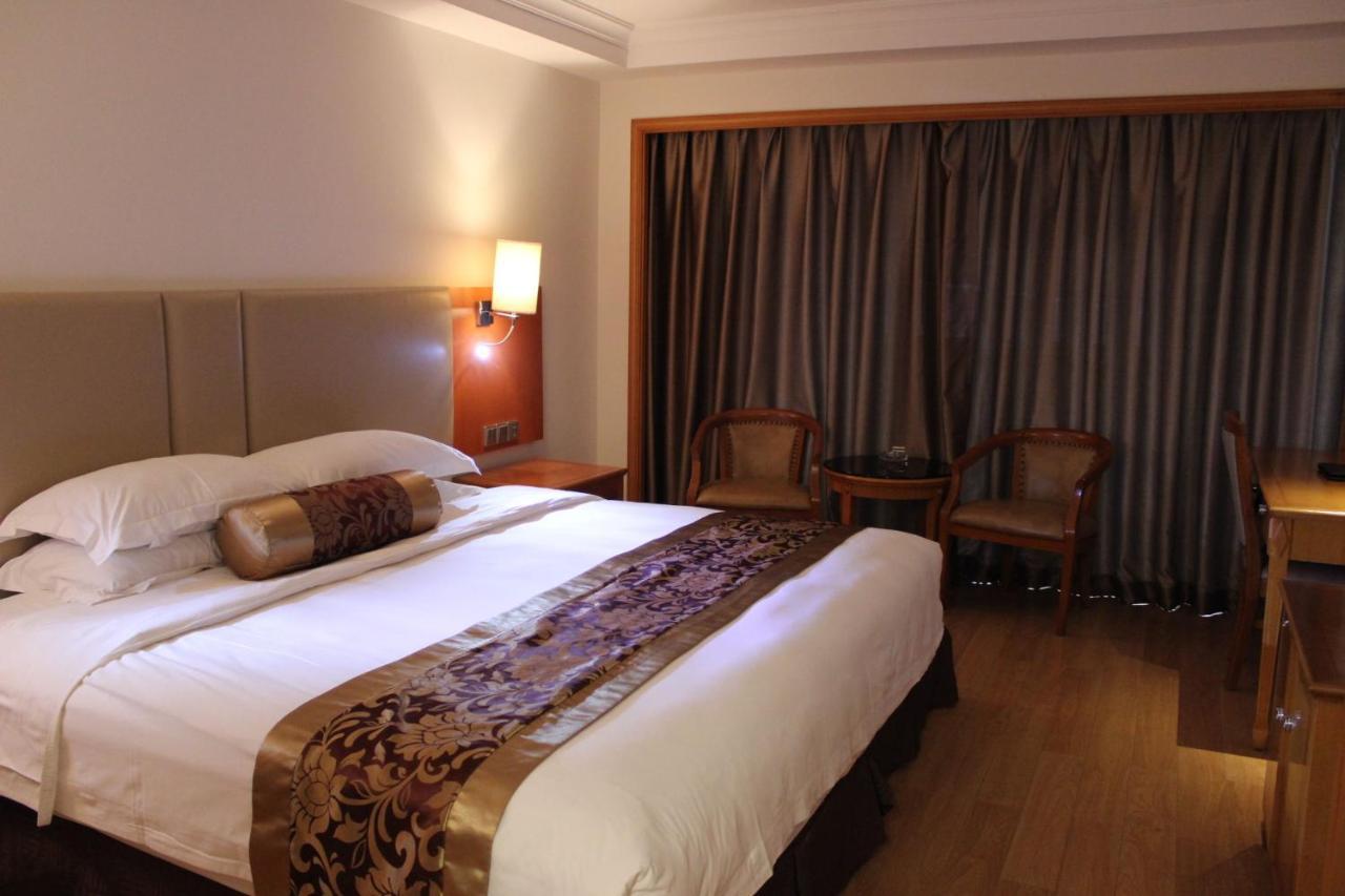 Guangzhou Yuehai Hotel Екстериор снимка