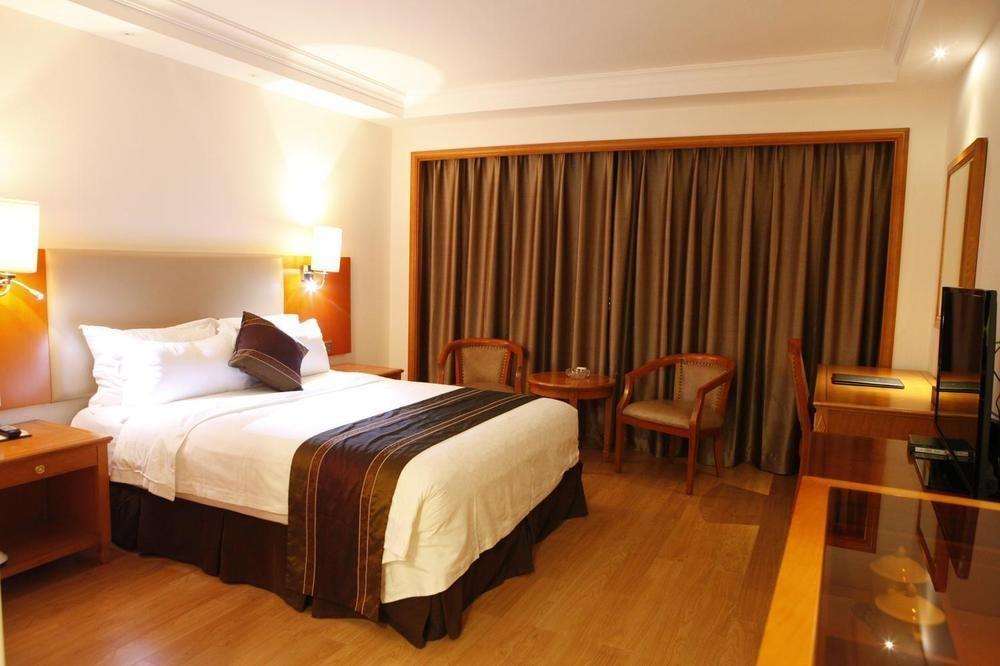 Guangzhou Yuehai Hotel Екстериор снимка